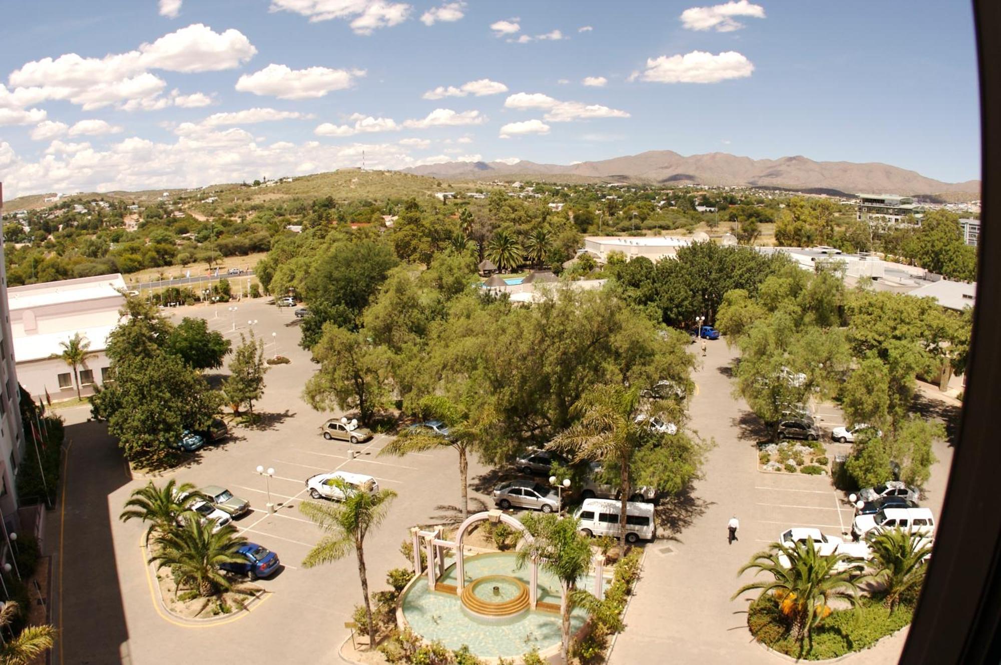 Mercure Hotel Windhoek Exterior photo